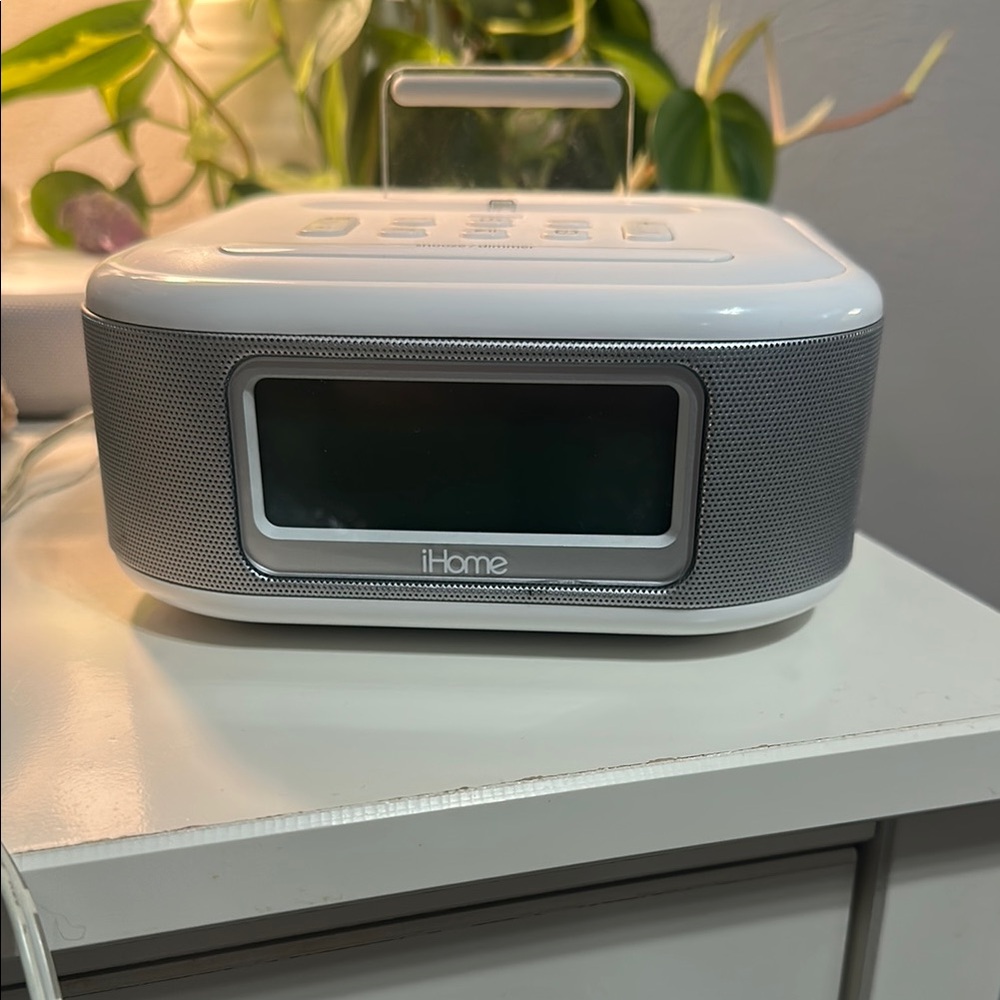 iHome IPL23 White and Grey Alarm Clock Radio and Charging Station